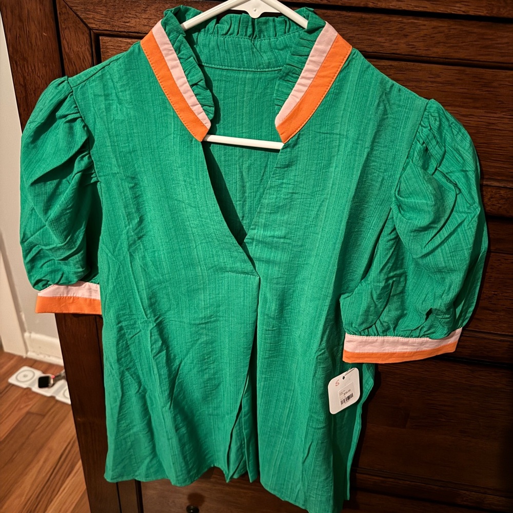NWT Blouse!!